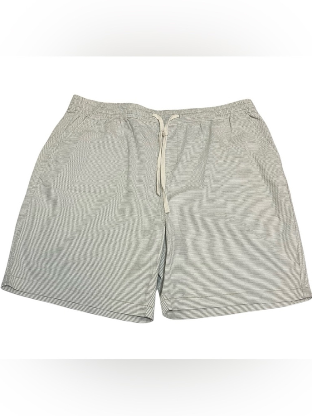 NWT-OLD NAVY - MEN’S - Tan & white Elastic Waist Shorts 🩳 built-in flex